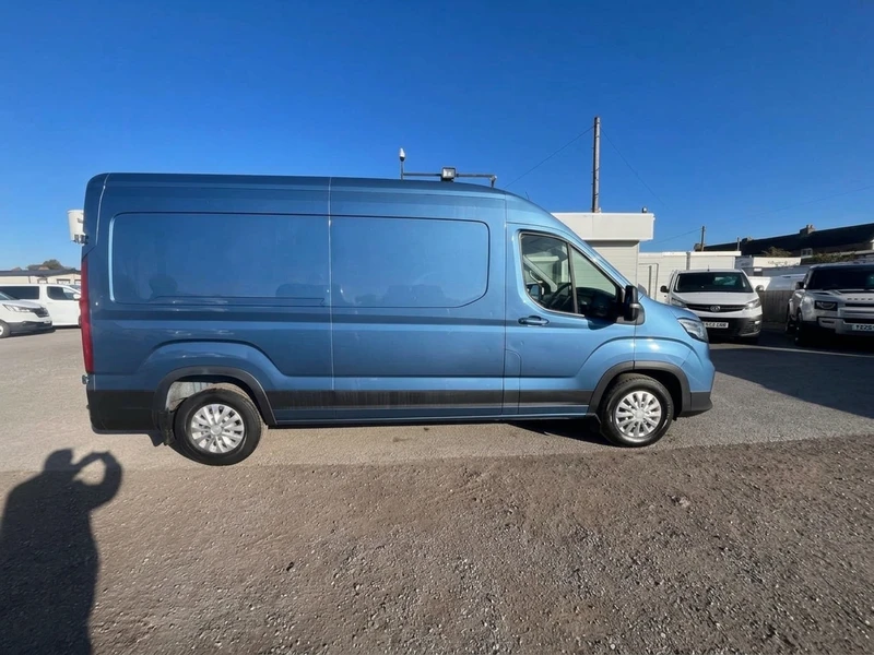 2023 Maxus Deliver 9 High Roof Panel Van — side view
