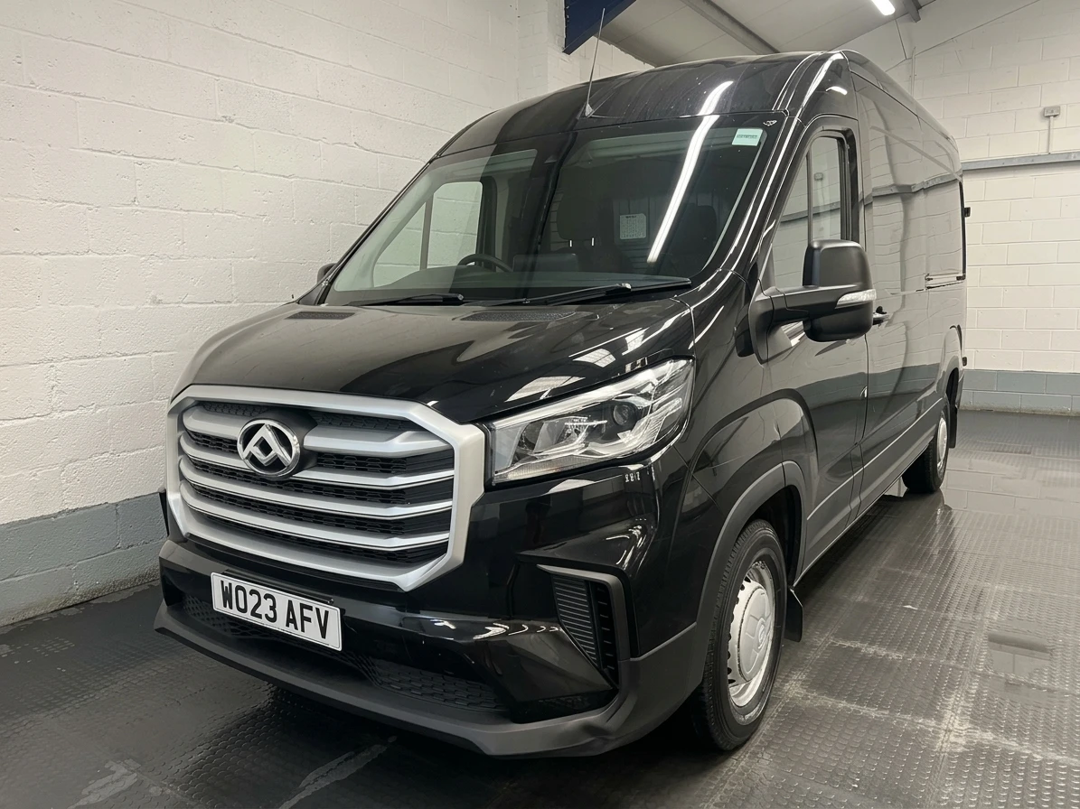 2023 Maxus Deliver 9 High Roof Panel Van — front three-quarter view