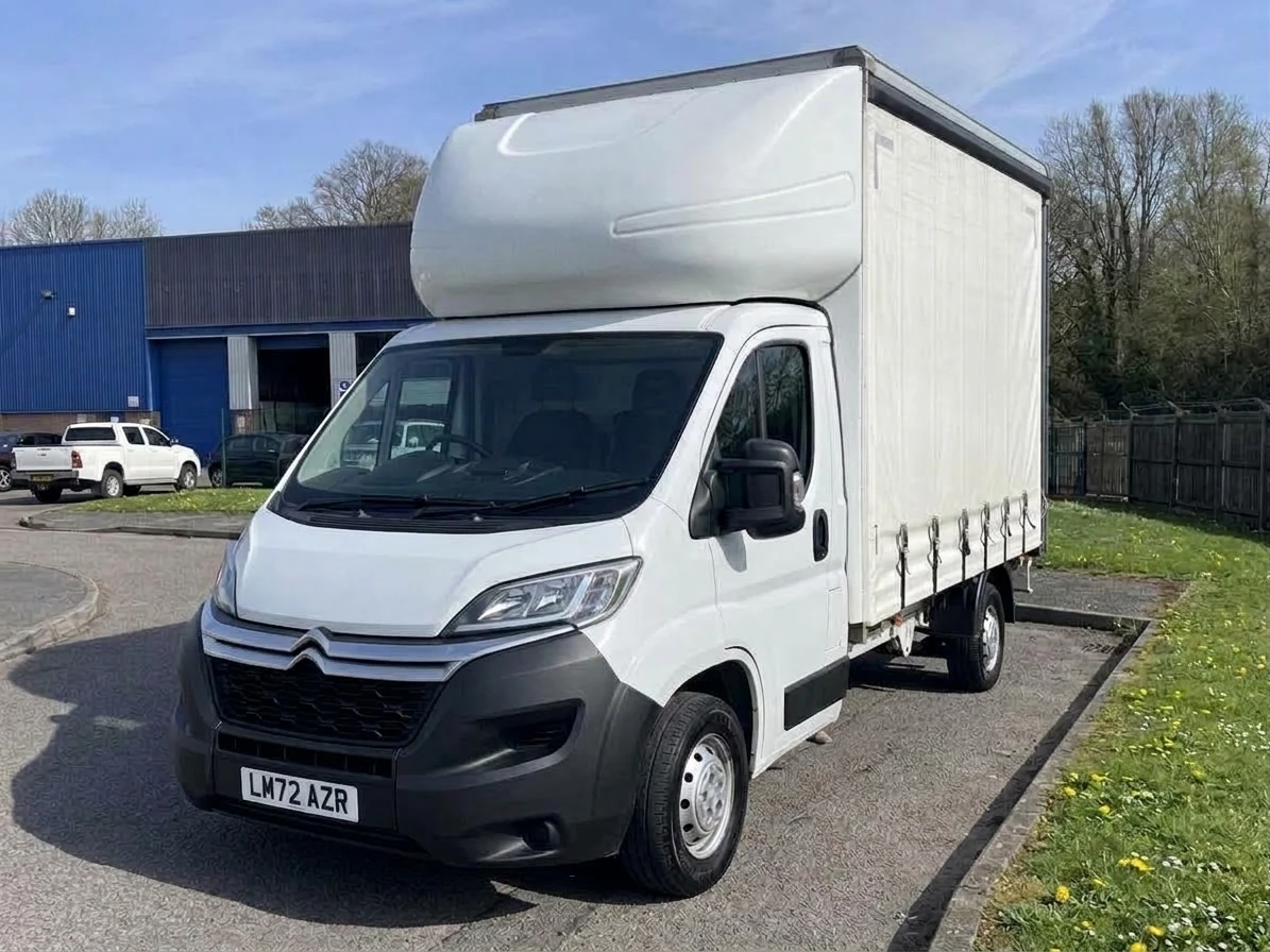 2022 Citroen Relay CurtainSider Van — front three-quarter view