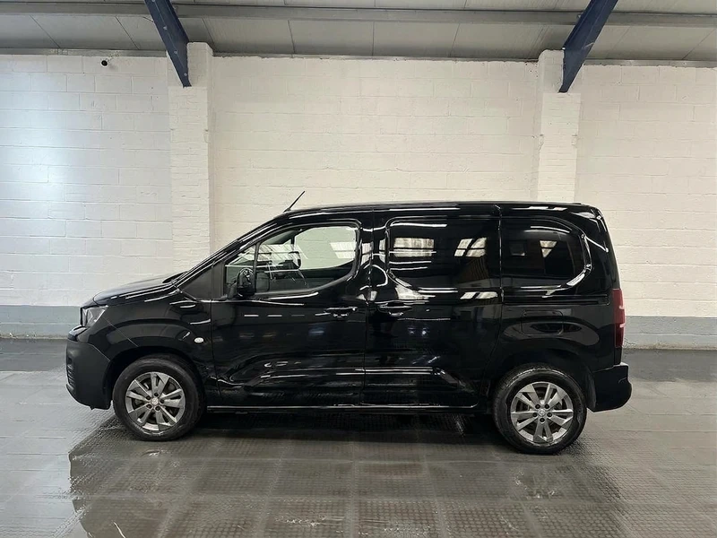 2023 Peugeot Partner Panel Van — side view