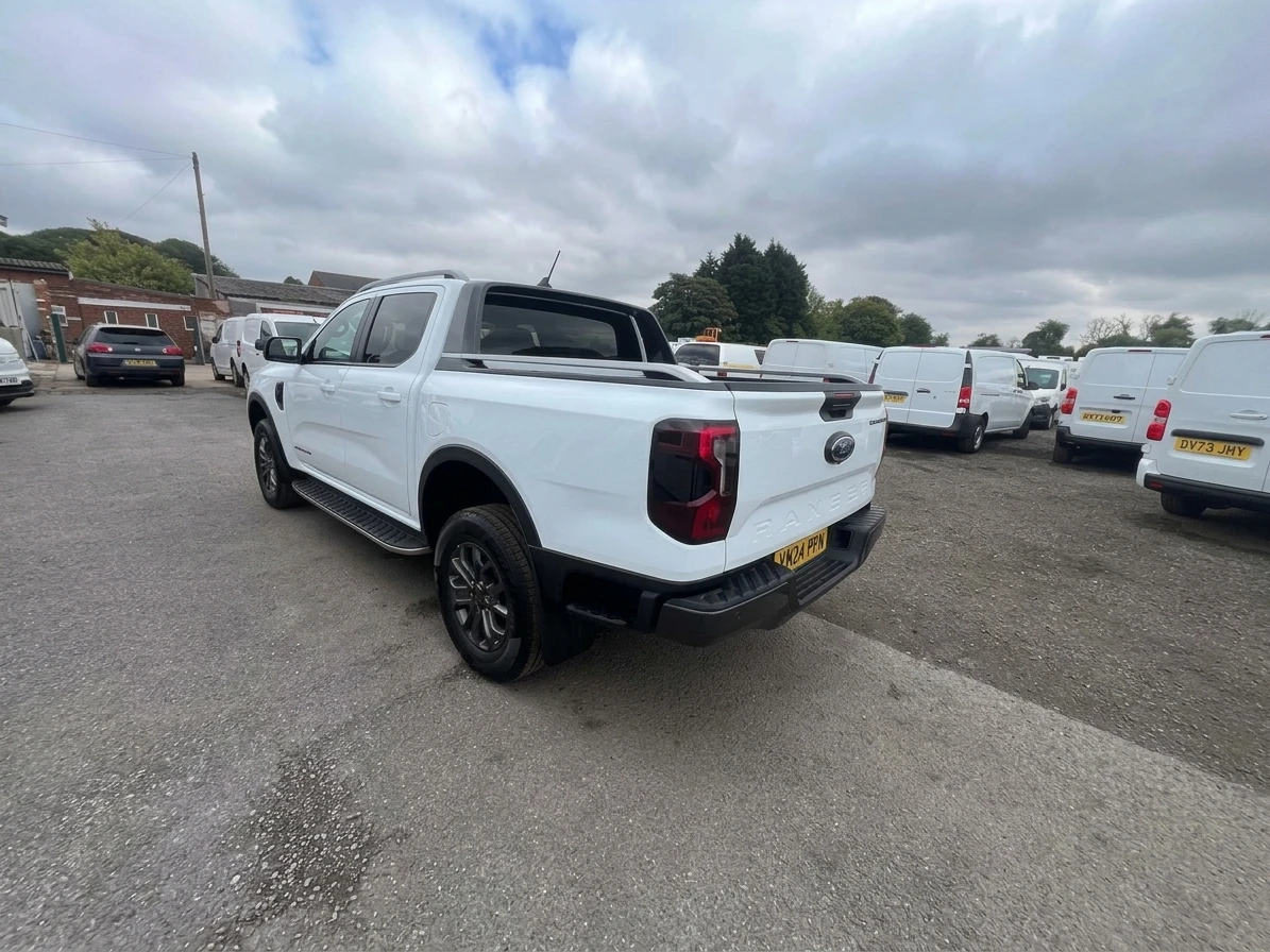 2024 Ford Ranger Double Cab PickUp Van — rear three-quarter view