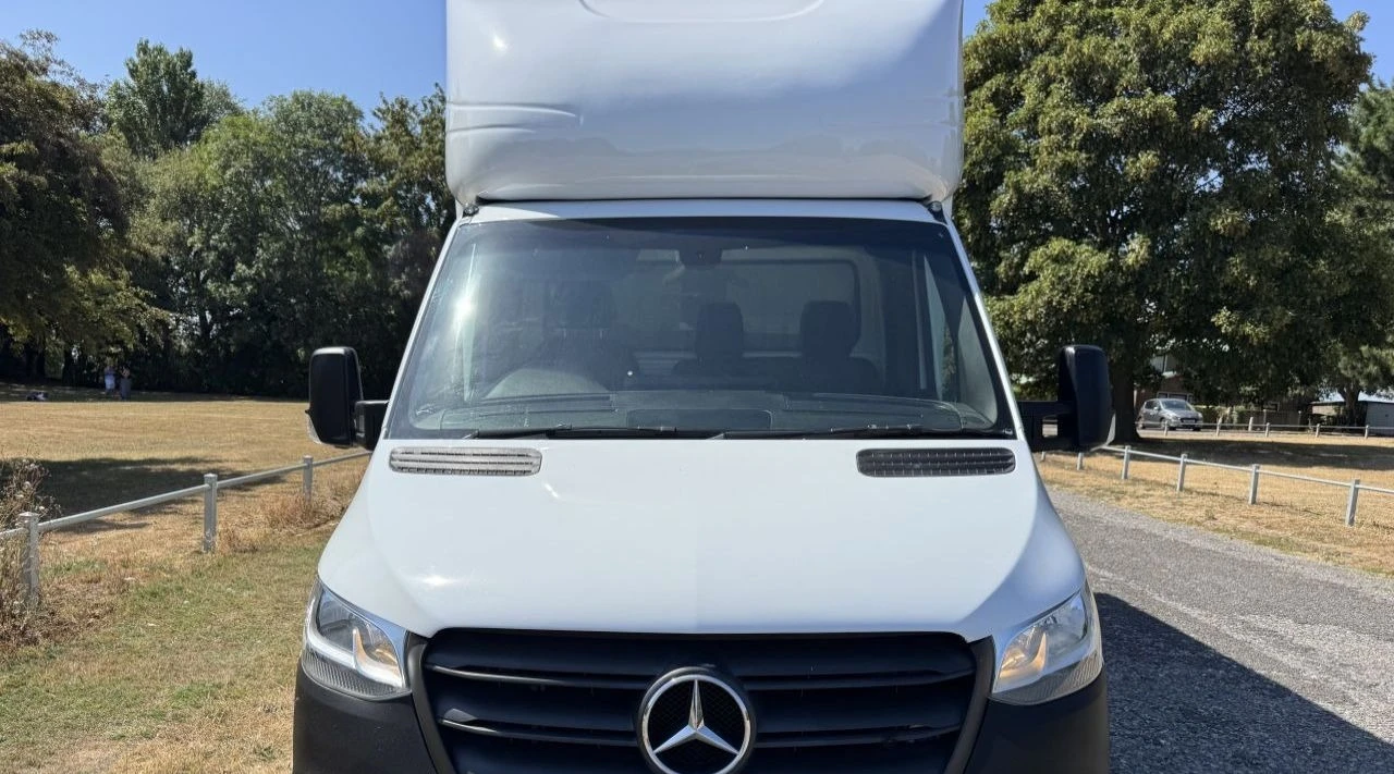 2022 Mercedes-Benz Sprinter CurtainSider Van — front view