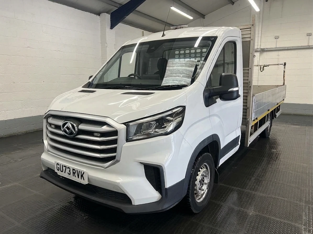 2023 Maxus Deliver 9 Dropside Van — front three-quarter view