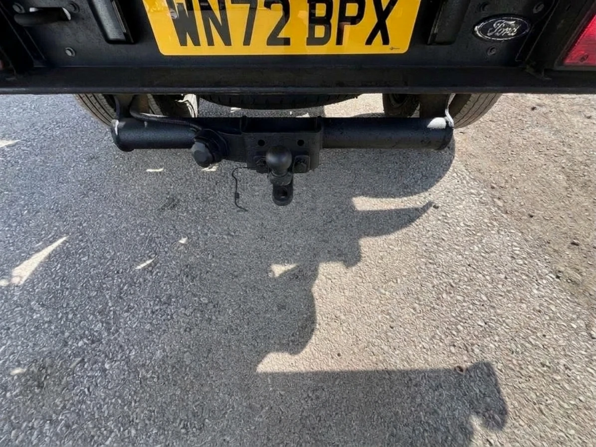 2022 Ford Transit Double Cab Tipper Van — detail