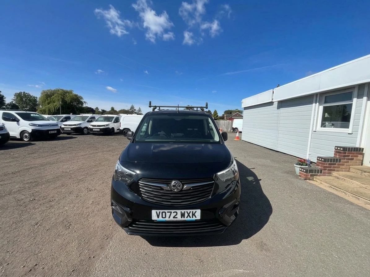 2022 Vauxhall Combo Panel Van — front view
