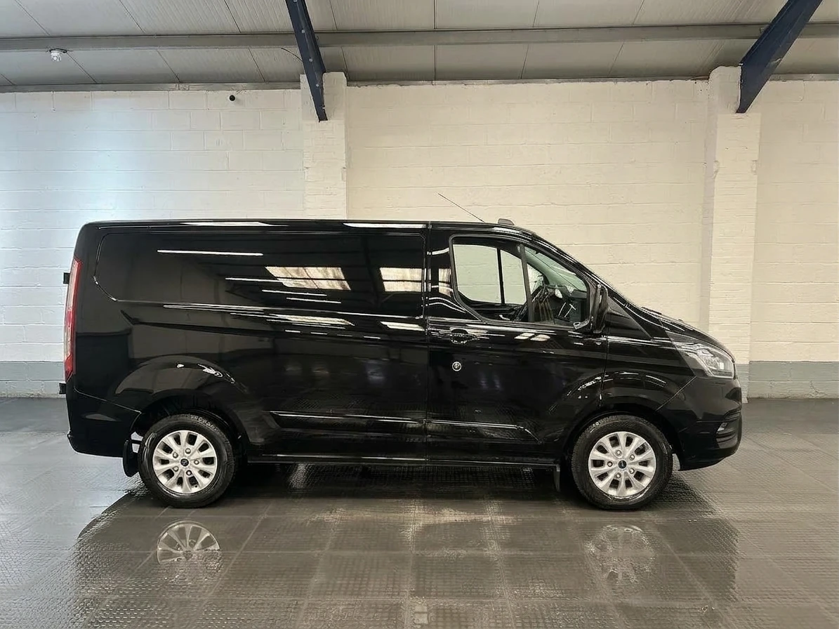 2023 Ford Transit Custom Panel Van — side view