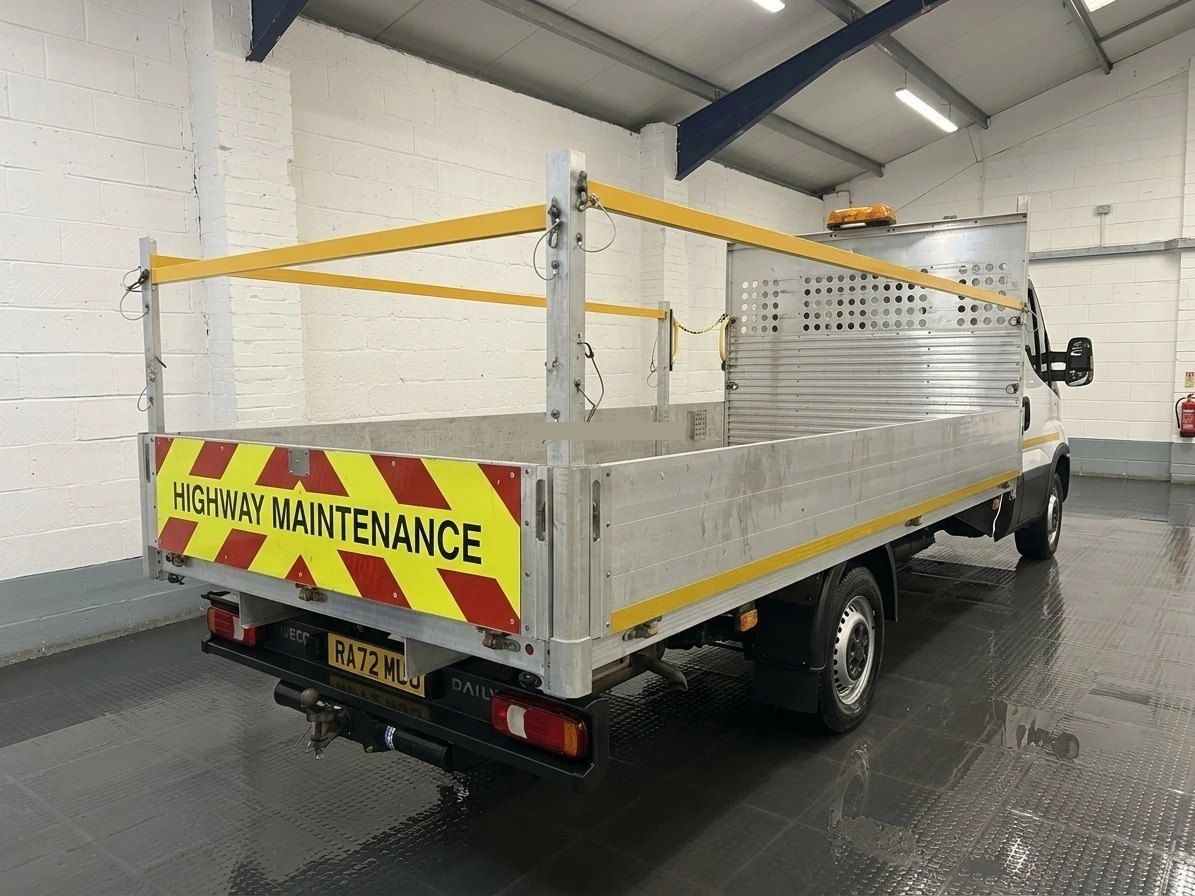2023 Iveco Daily Dropside Van — rear three-quarter view