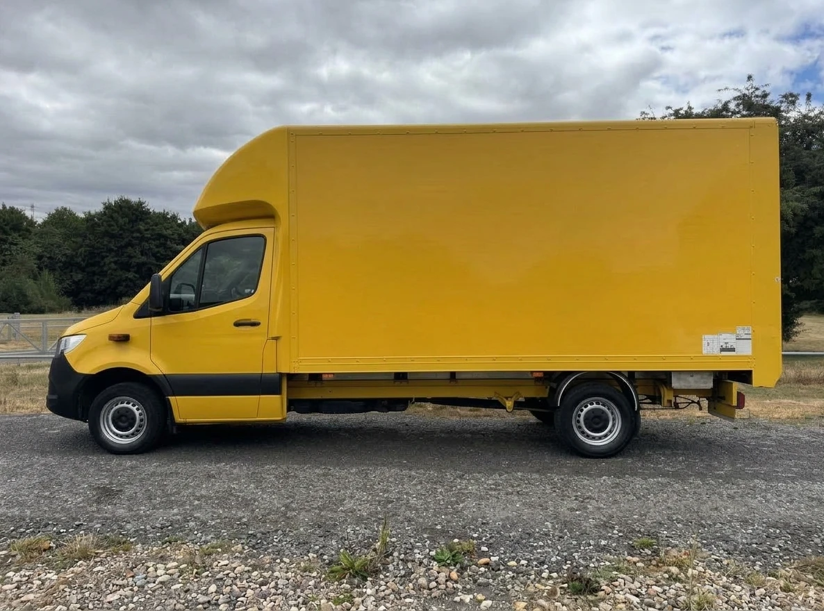 2020 Mercedes-Benz Sprinter Luton Box Van — side view