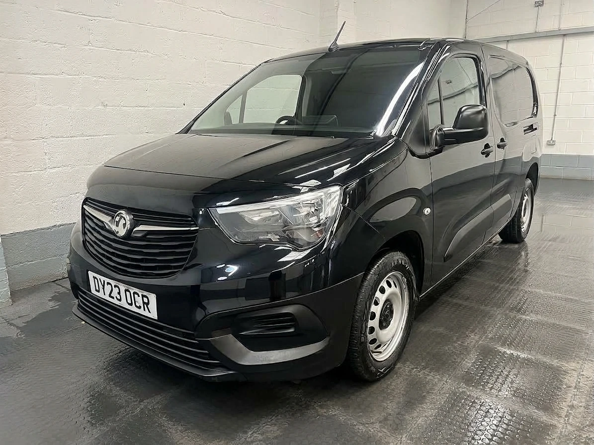 2023 Vauxhall Combo Panel Van — front three-quarter view