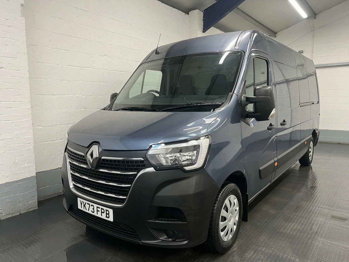 2023 Renault Master Panel Van — front three-quarter view