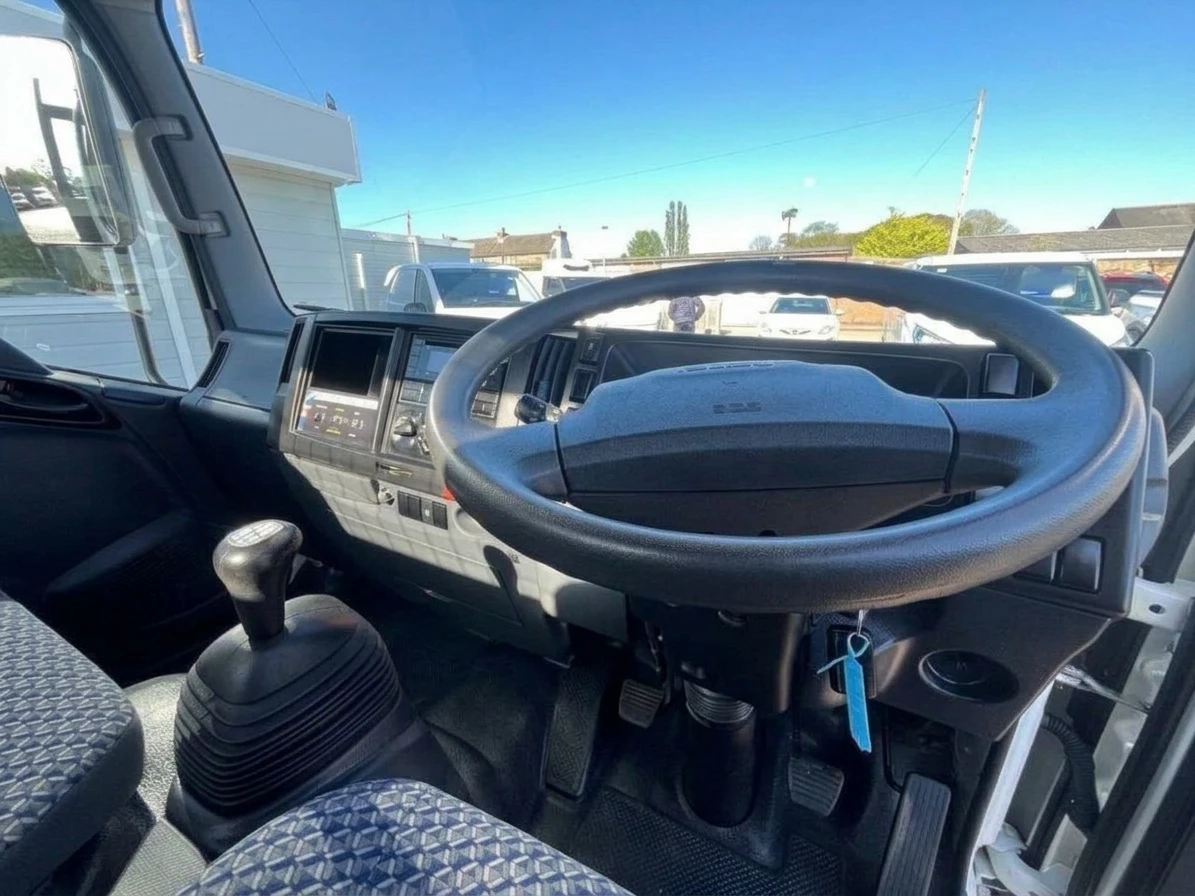 2023 Isuzu Grafter Tipper Van — cab interior