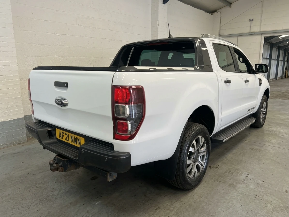 2021 Ford Ranger Double Cab PickUp Van — rear three-quarter view