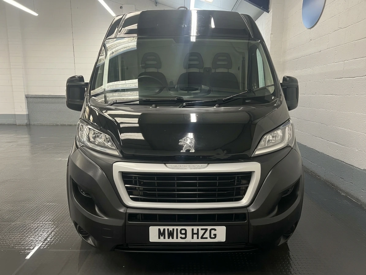 2019 Peugeot Boxer High Roof Panel Van — front view