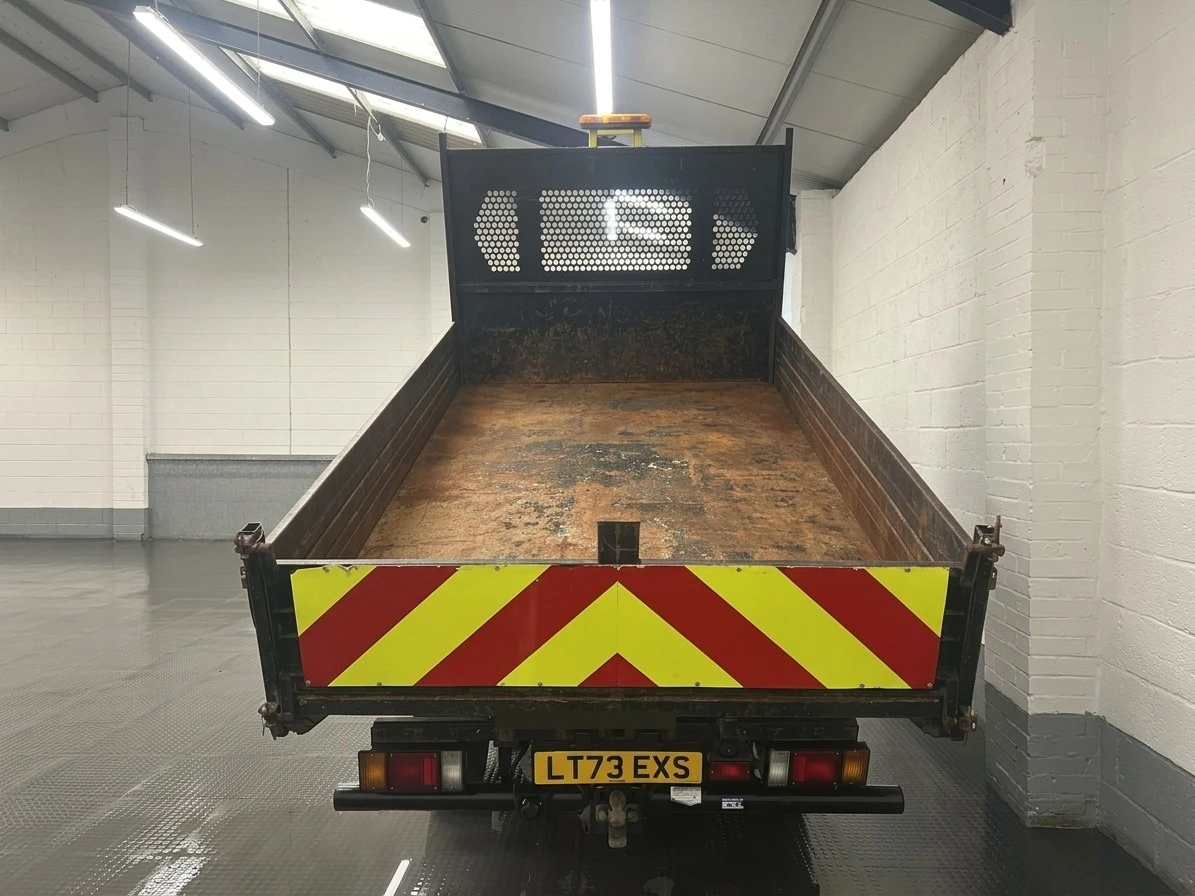 2023 Isuzu Grafter Tipper Van — rear view