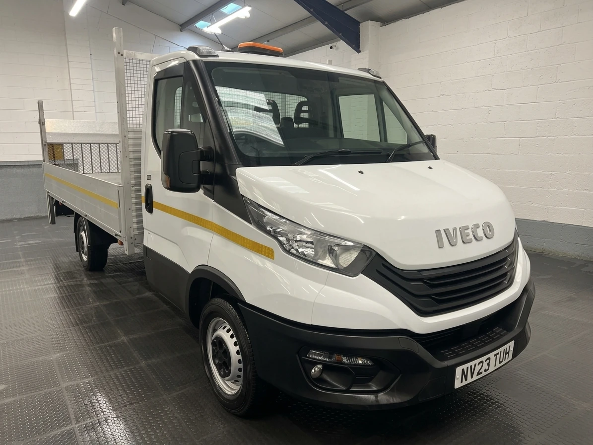 2023 Iveco Daily Dropside Van — front three-quarter view