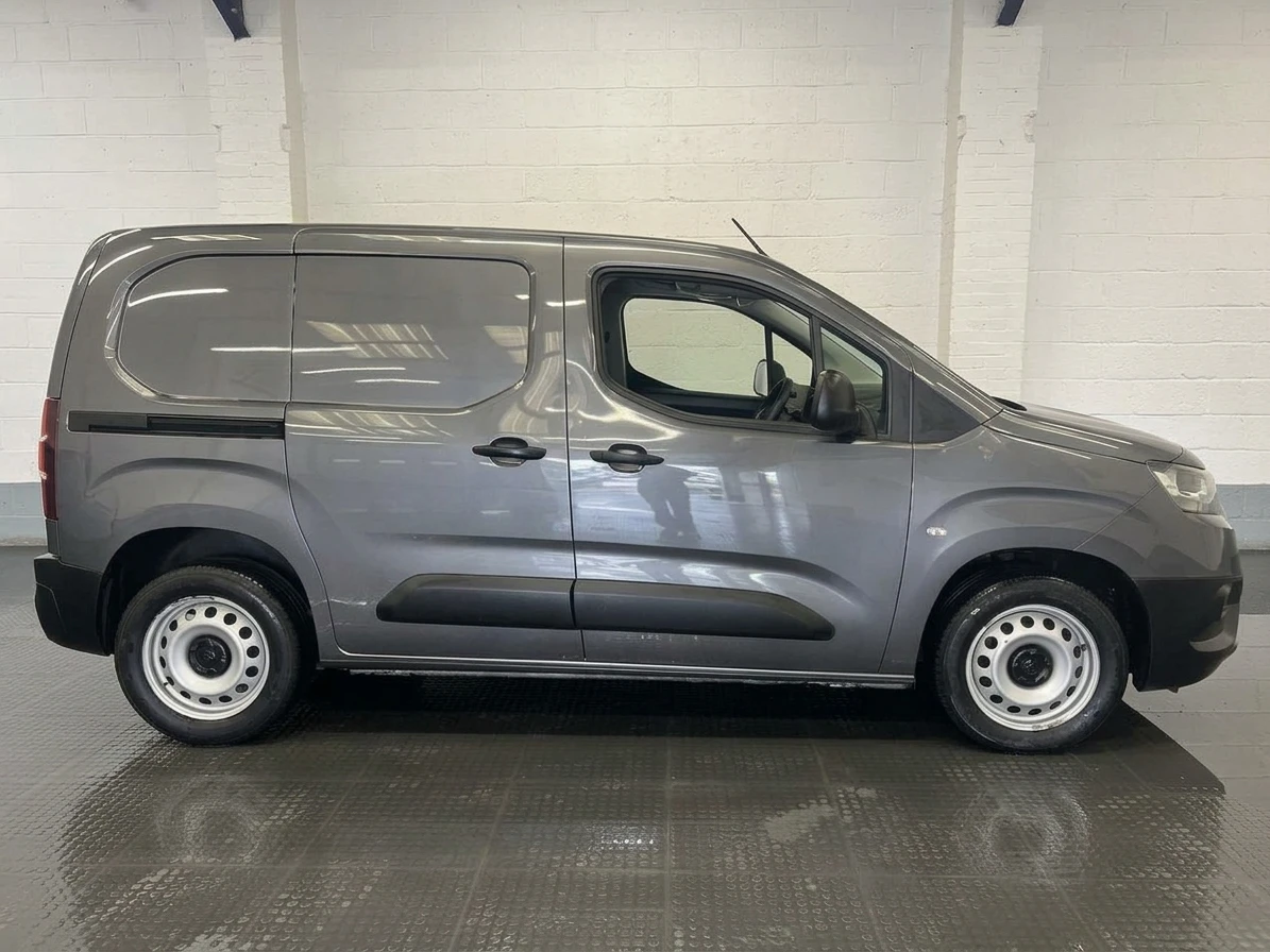 2022 Toyota Proace City Panel Van — side view
