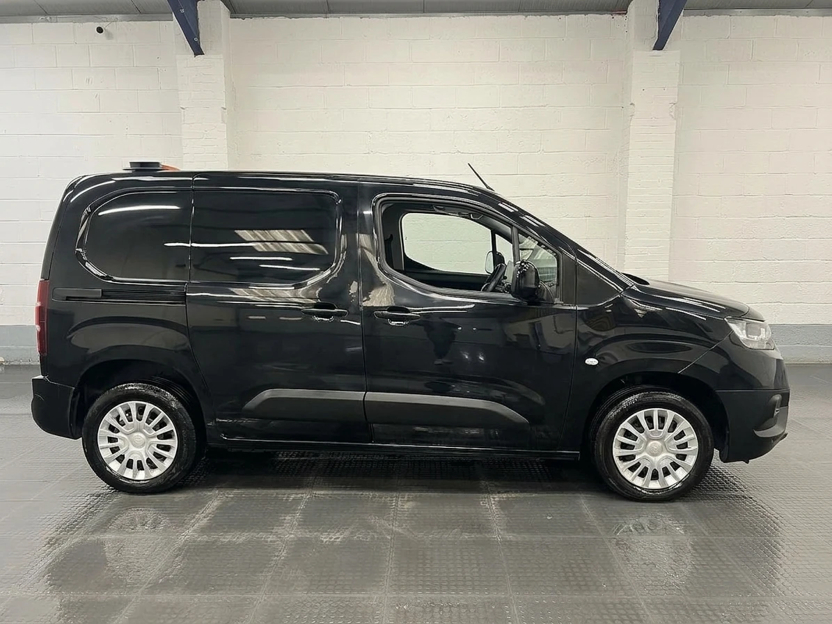 2023 Toyota Proace City Panel Van — side view
