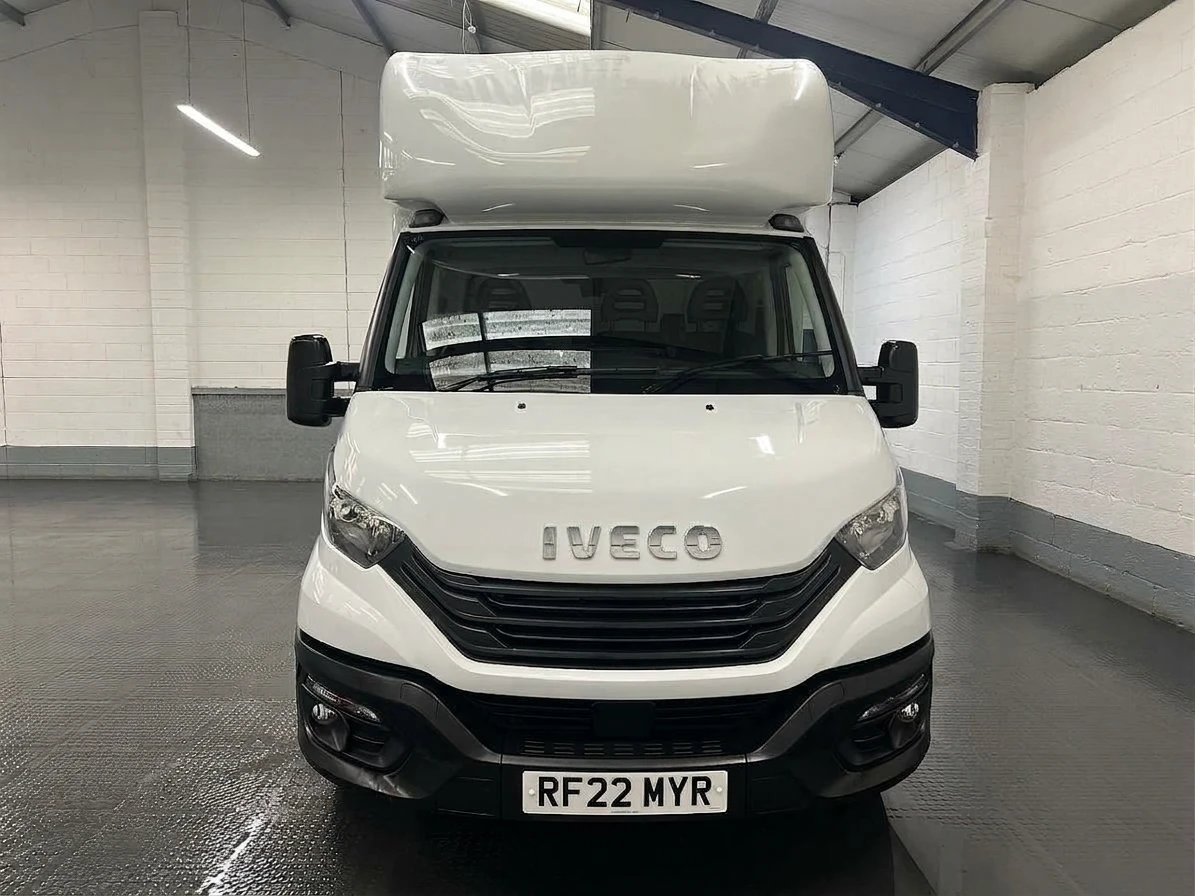 2022 Iveco Daily Luton Box Van — front view