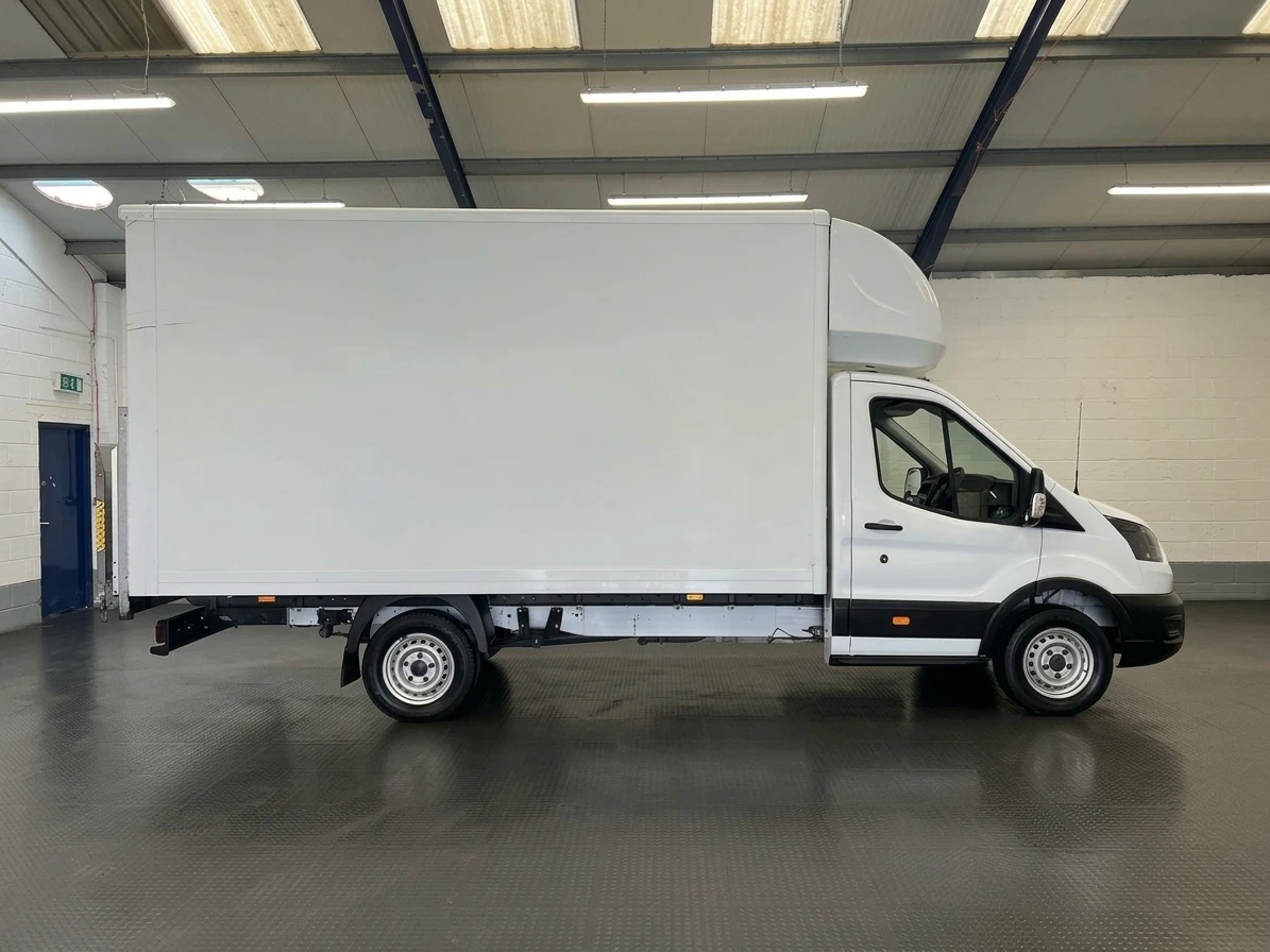 2021 Ford Transit Luton Box Van — side view