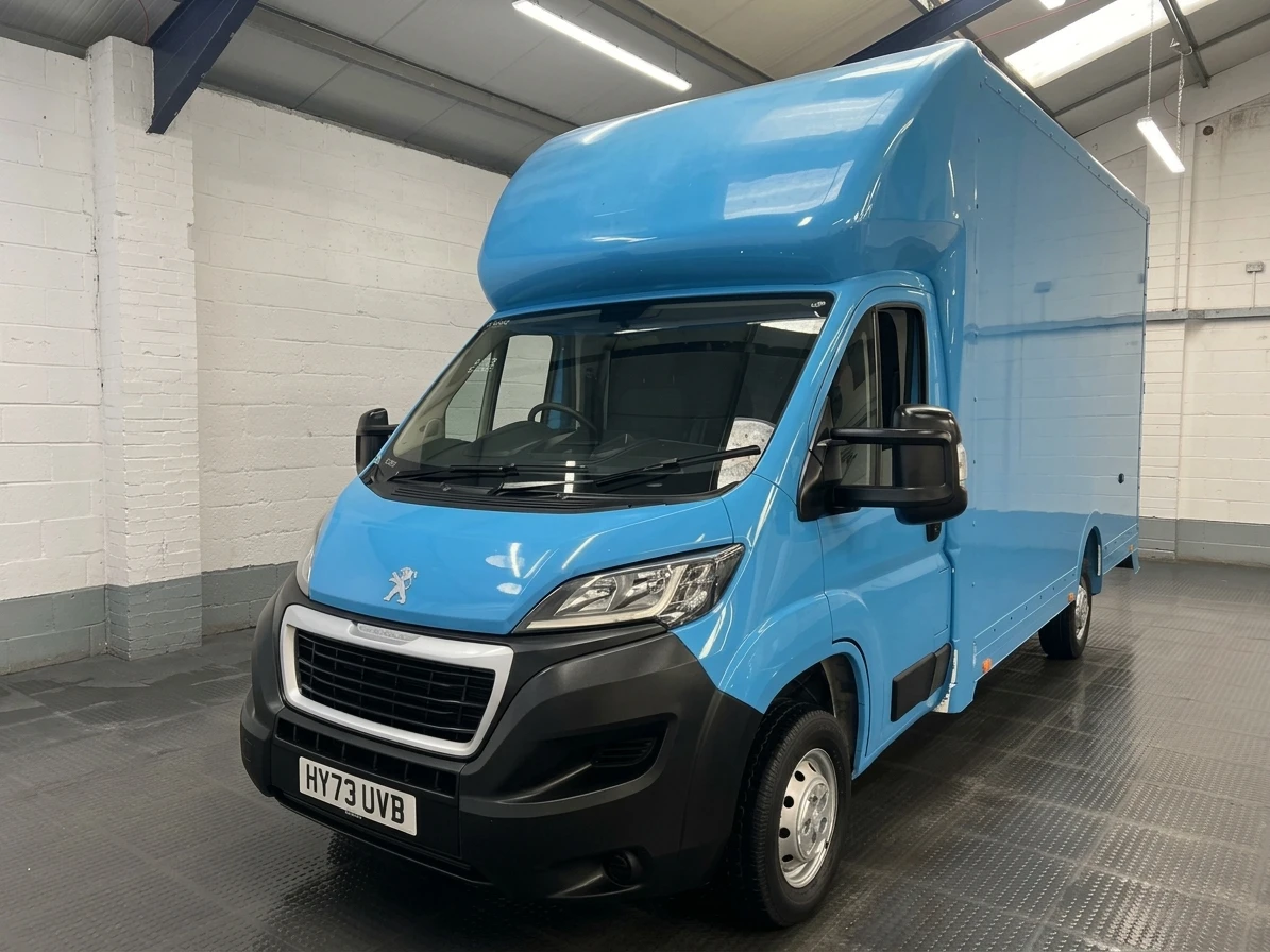 2023 Peugeot Boxer Luton Low Loader Van — front three-quarter view