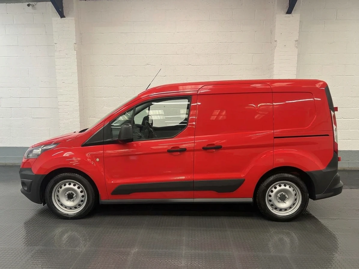 2015 Ford Transit Connect Panel Van — side view