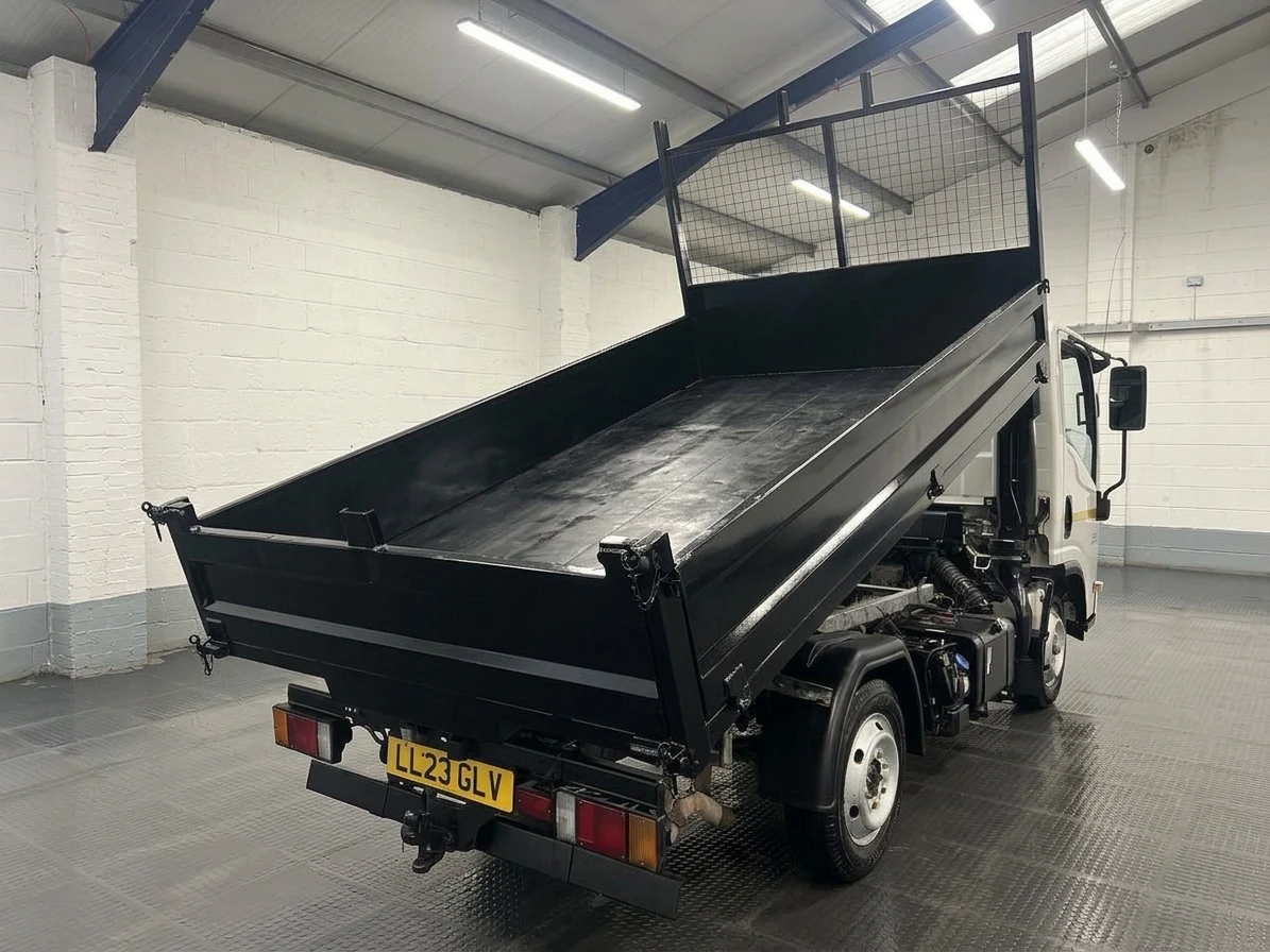 2023 Isuzu Grafter Tipper Van — rear three-quarter view