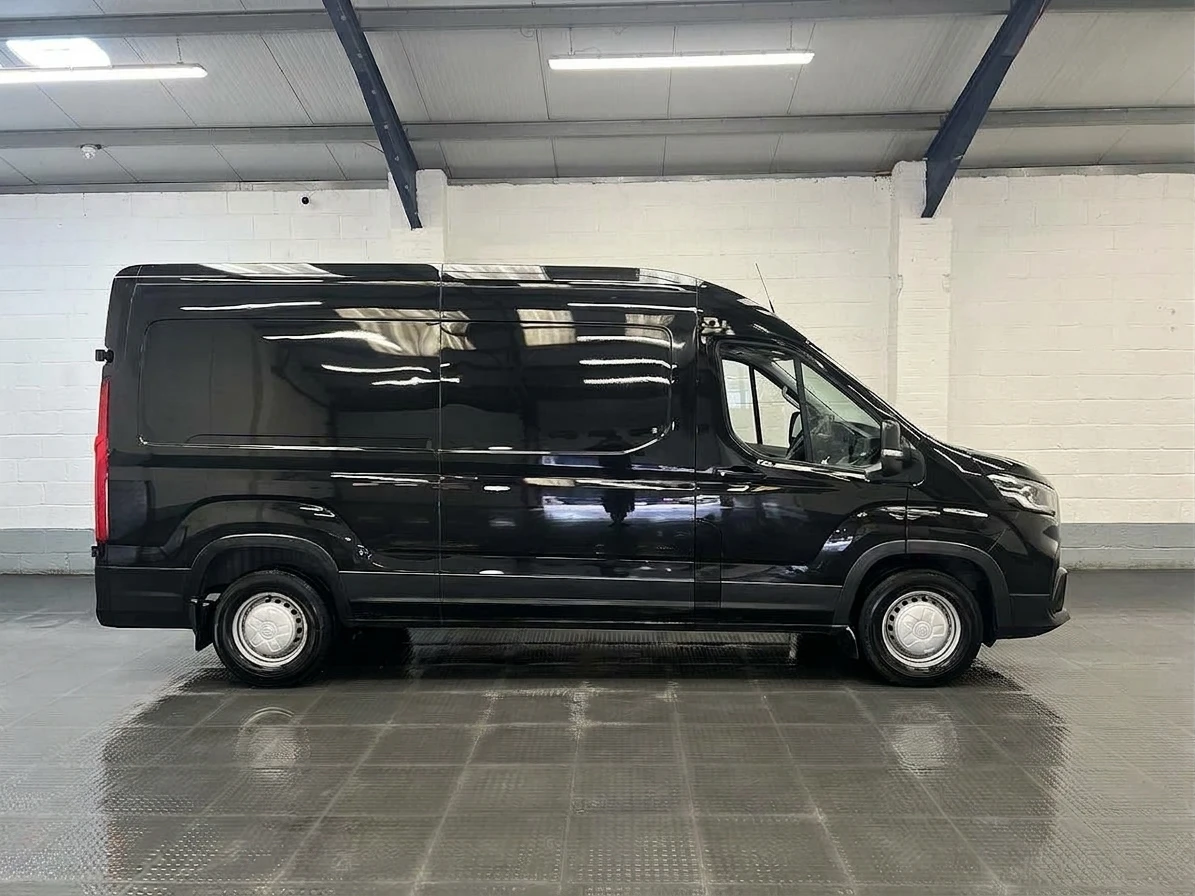 2023 Maxus Deliver 9 High Roof Panel Van — side view