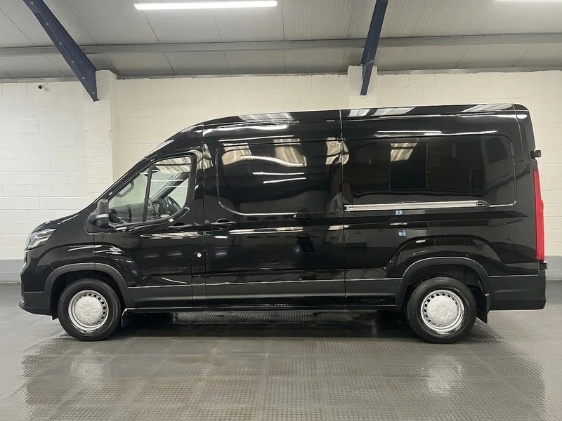 2023 Maxus Deliver 9 High Roof Panel Van — side view