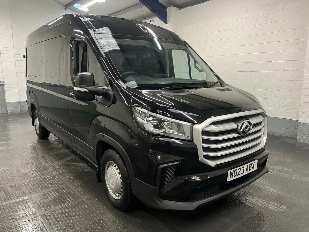 2023 Maxus Deliver 9 High Roof Panel Van — front three-quarter view