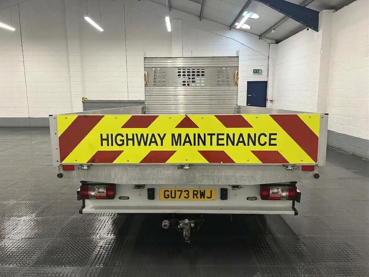2023 Maxus Deliver 9 Dropside Van — rear view