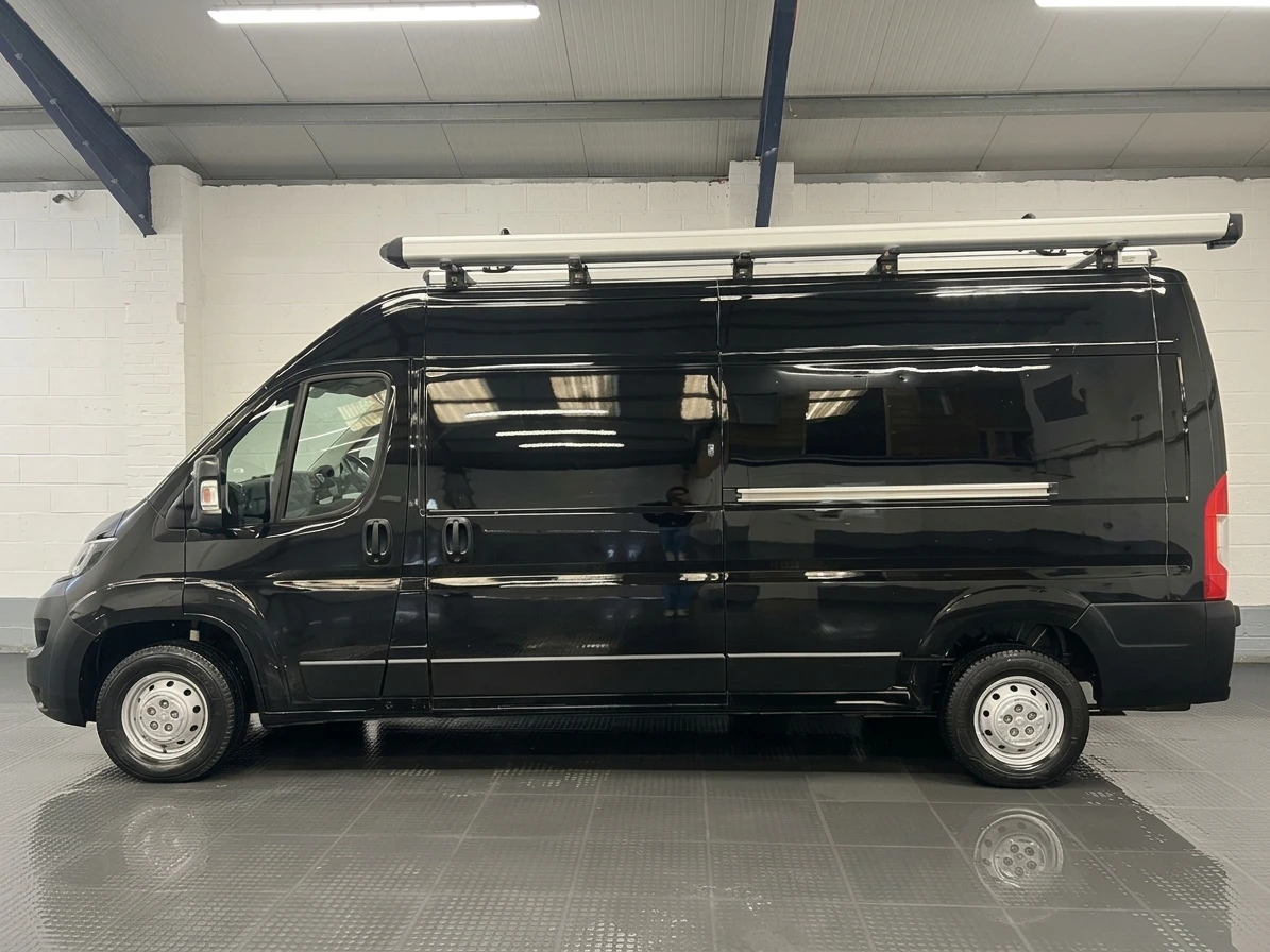 2019 Peugeot Boxer High Roof Panel Van — side view