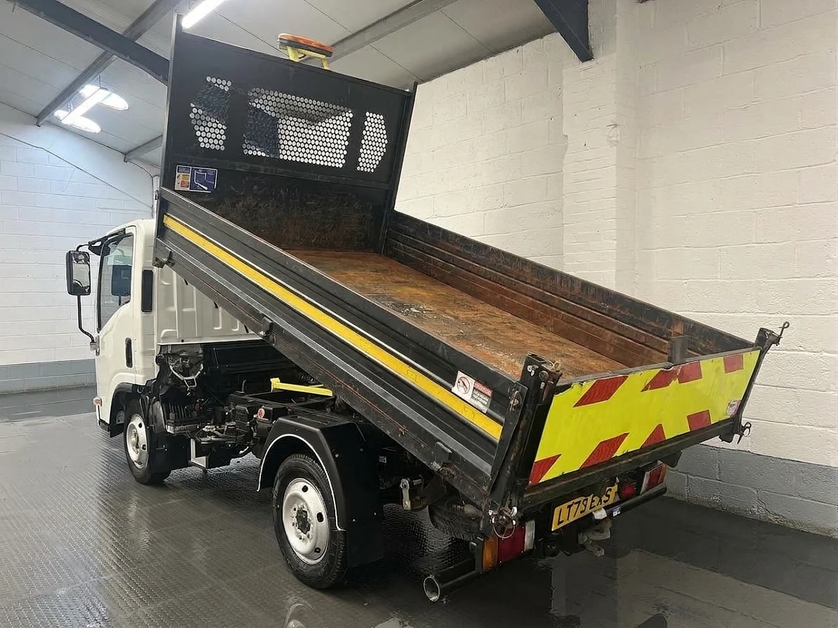 2023 Isuzu Grafter Tipper Van — rear three-quarter view