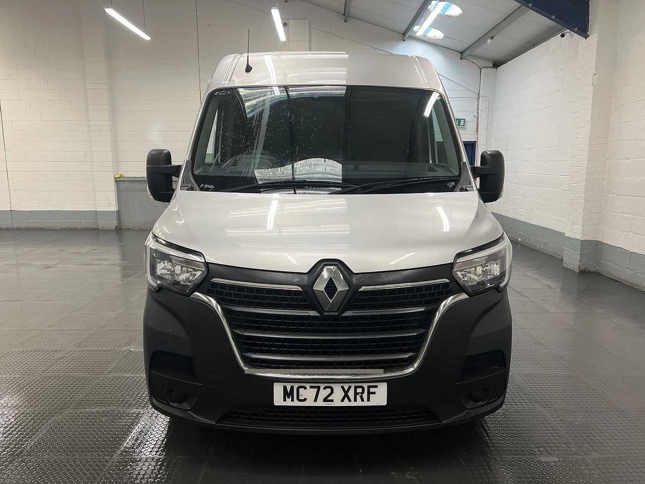2023 Renault Master Panel Van — front view