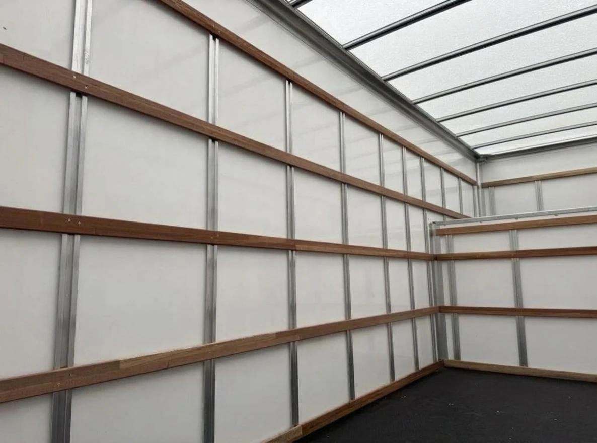 2021 Nissan NV400 Luton Box Van — cab interior