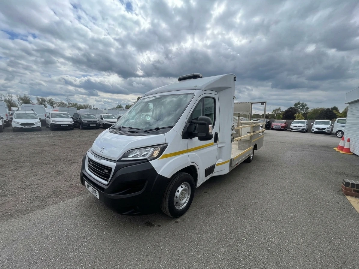 2022 Peugeot Boxer Dropside Van — front three-quarter view