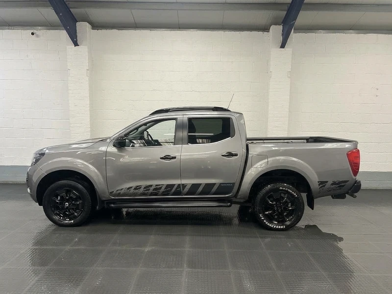 2021 Nissan Navara Double Cab PickUp Van — side view
