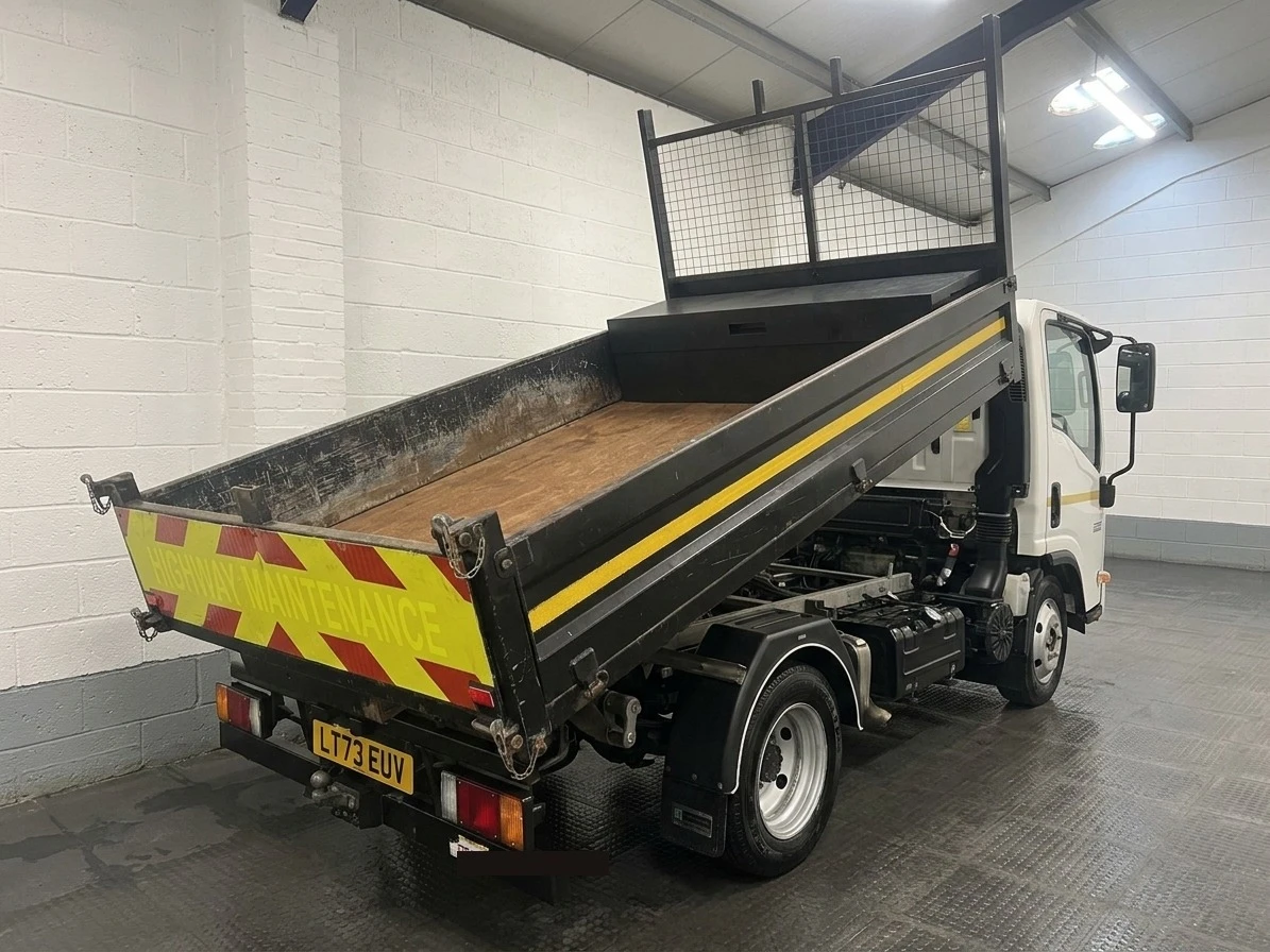 2023 Isuzu Grafter Tipper Van — rear three-quarter view