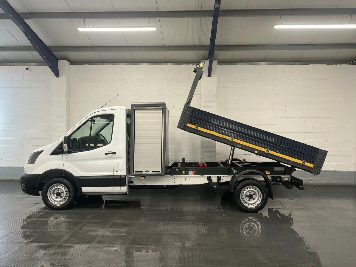 2023 Ford Transit Tipper Van — side view