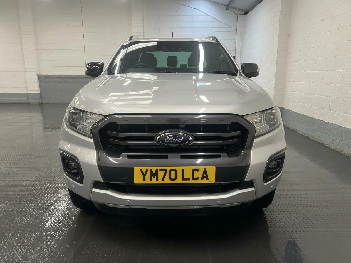 2020 Ford Ranger Double Cab PickUp Van — front view