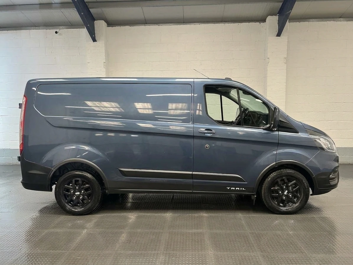 2022 Ford Transit Custom Panel Van — side view