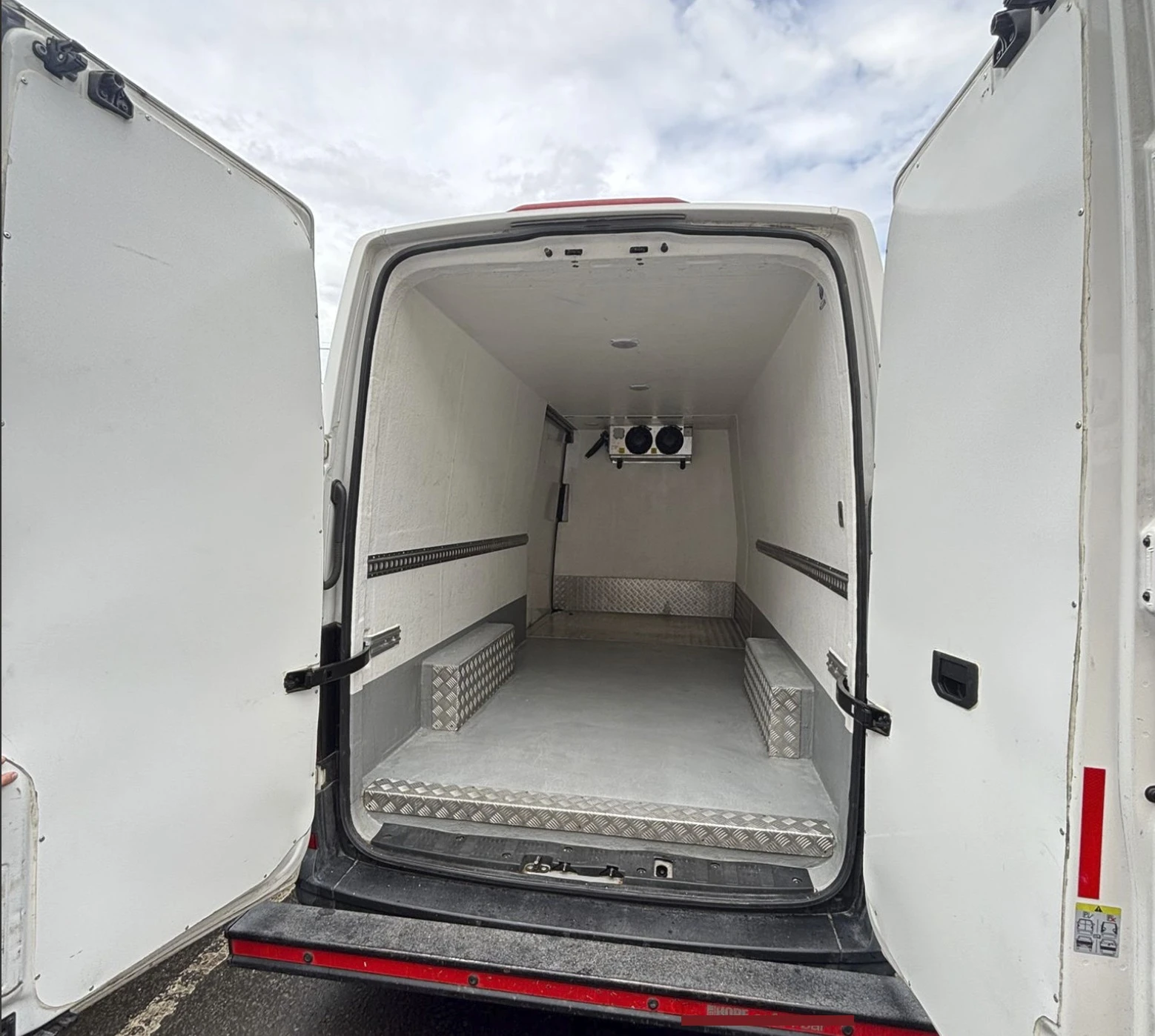 2023 MAN TGE Refrigerated/Fridge Van — cab interior