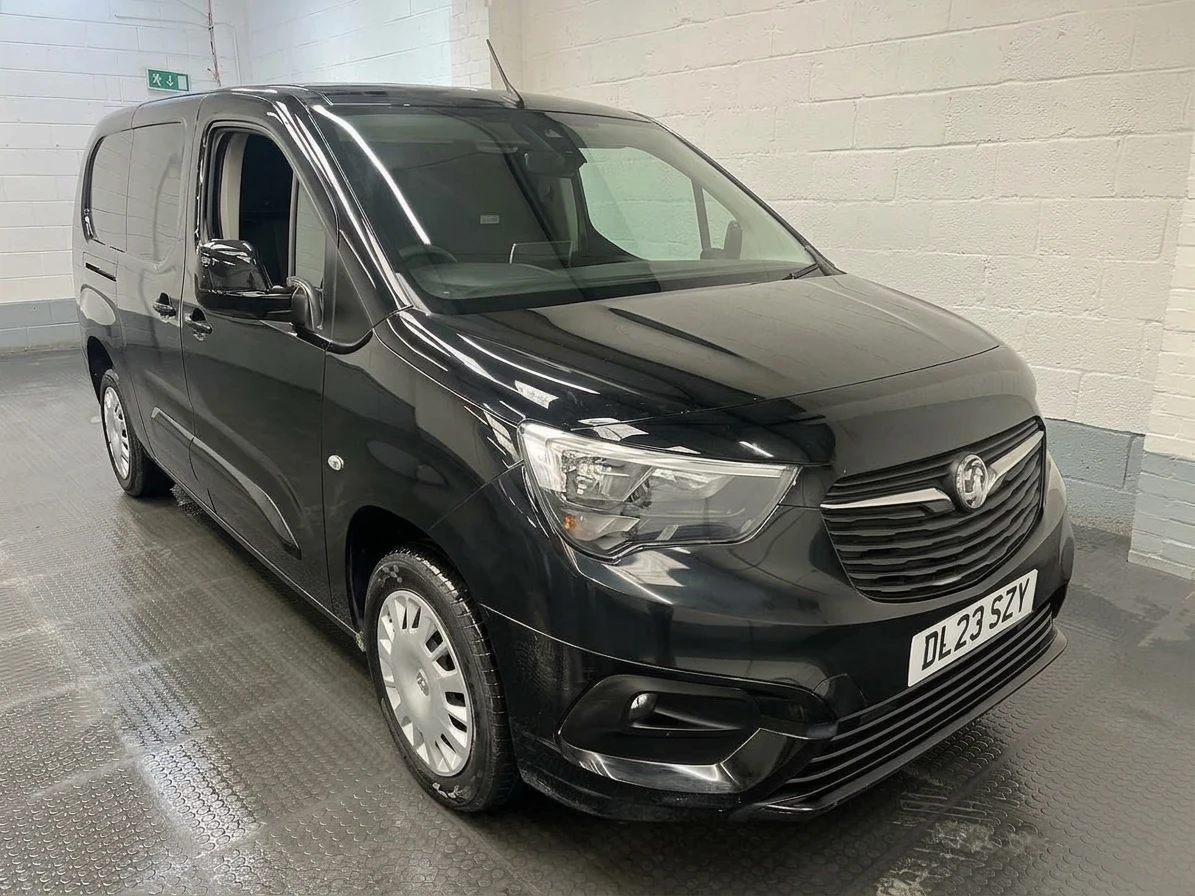 2023 Vauxhall Combo Panel Van — front three-quarter view