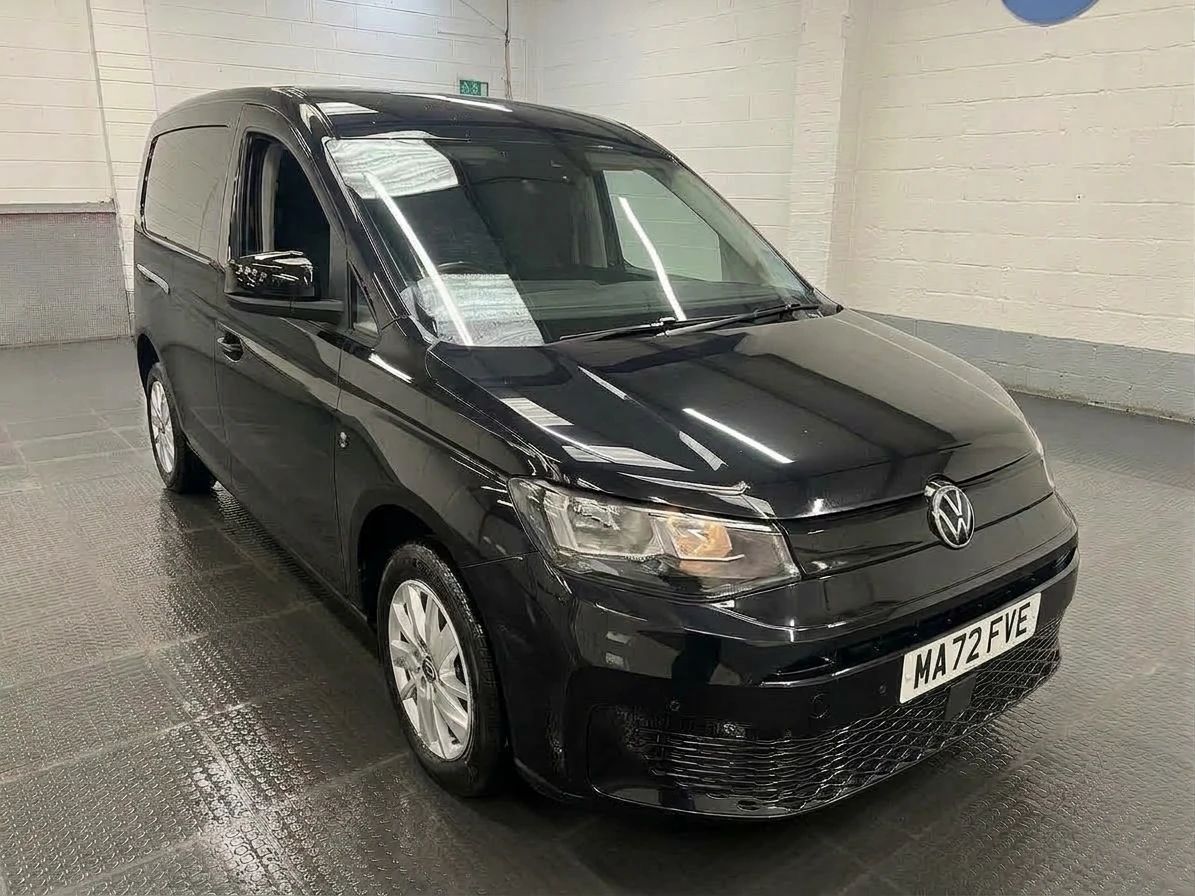 2022 Volkswagen Caddy Panel Van — front three-quarter view