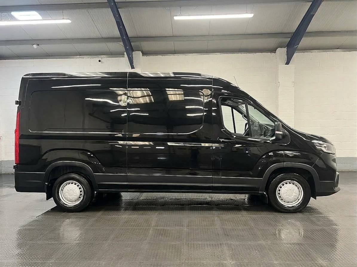 2023 Maxus Deliver 9 High Roof Panel Van — side view