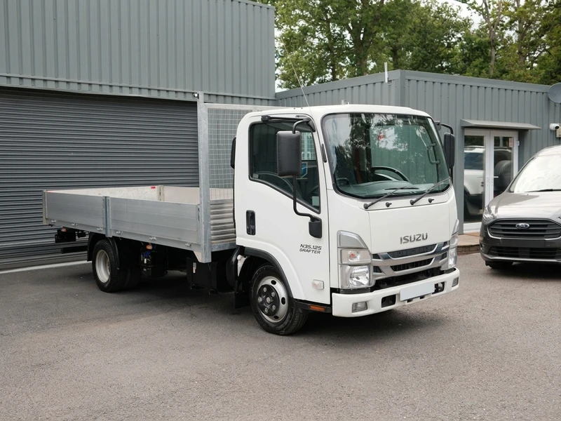 2024 Isuzu Grafter Dropside Van — side view