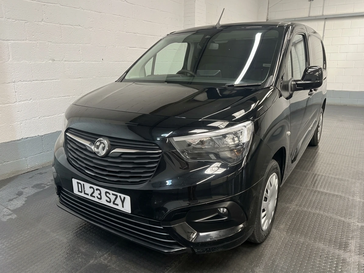 2023 Vauxhall Combo Panel Van — front three-quarter view