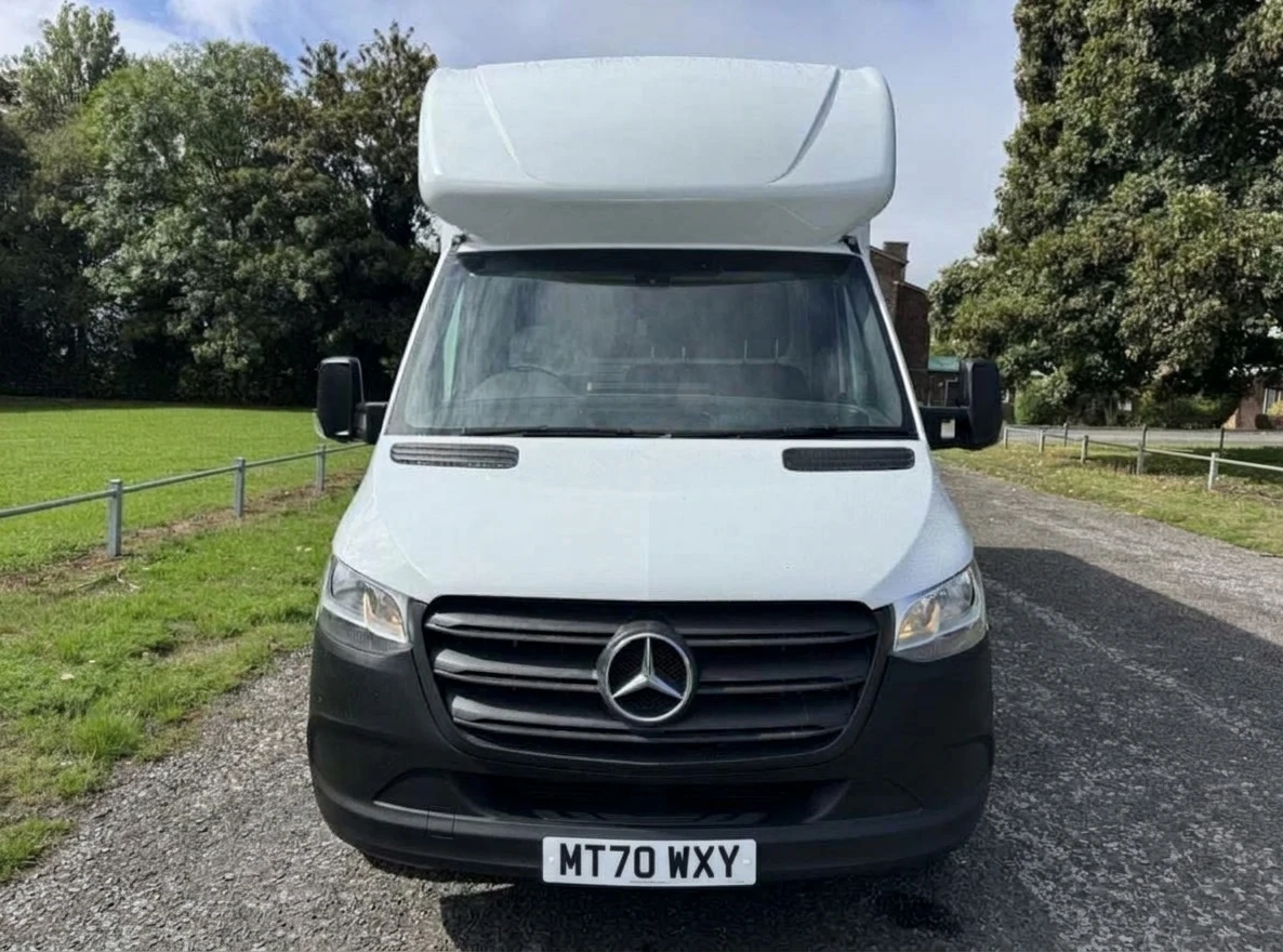 2020 Mercedes-Benz Sprinter CurtainSider Van — front view
