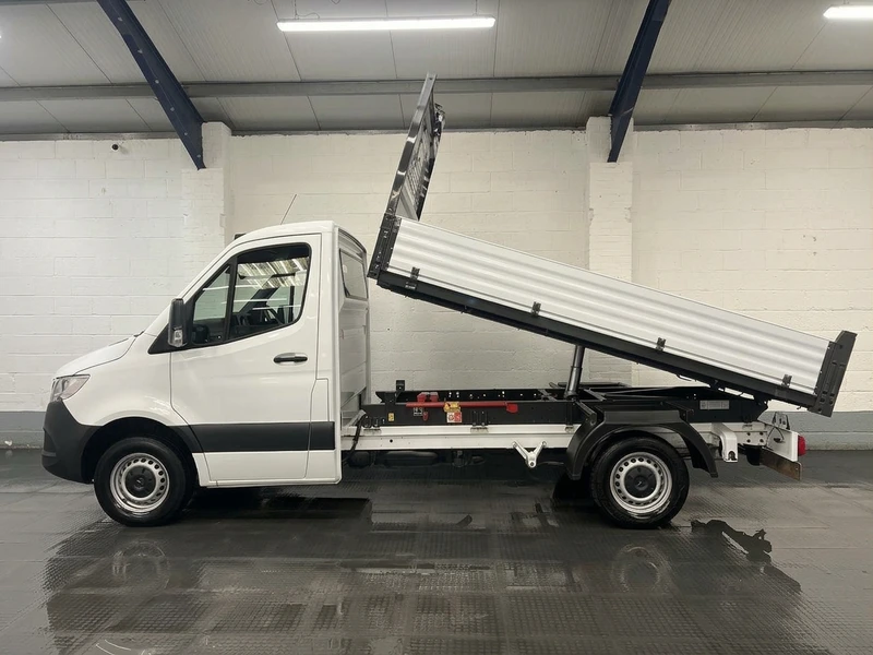 2023 Mercedes-Benz Sprinter Tipper Van — side view