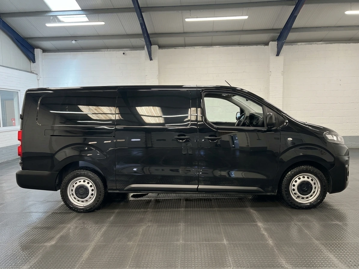 2023 Citroen Dispatch Panel Van — side view