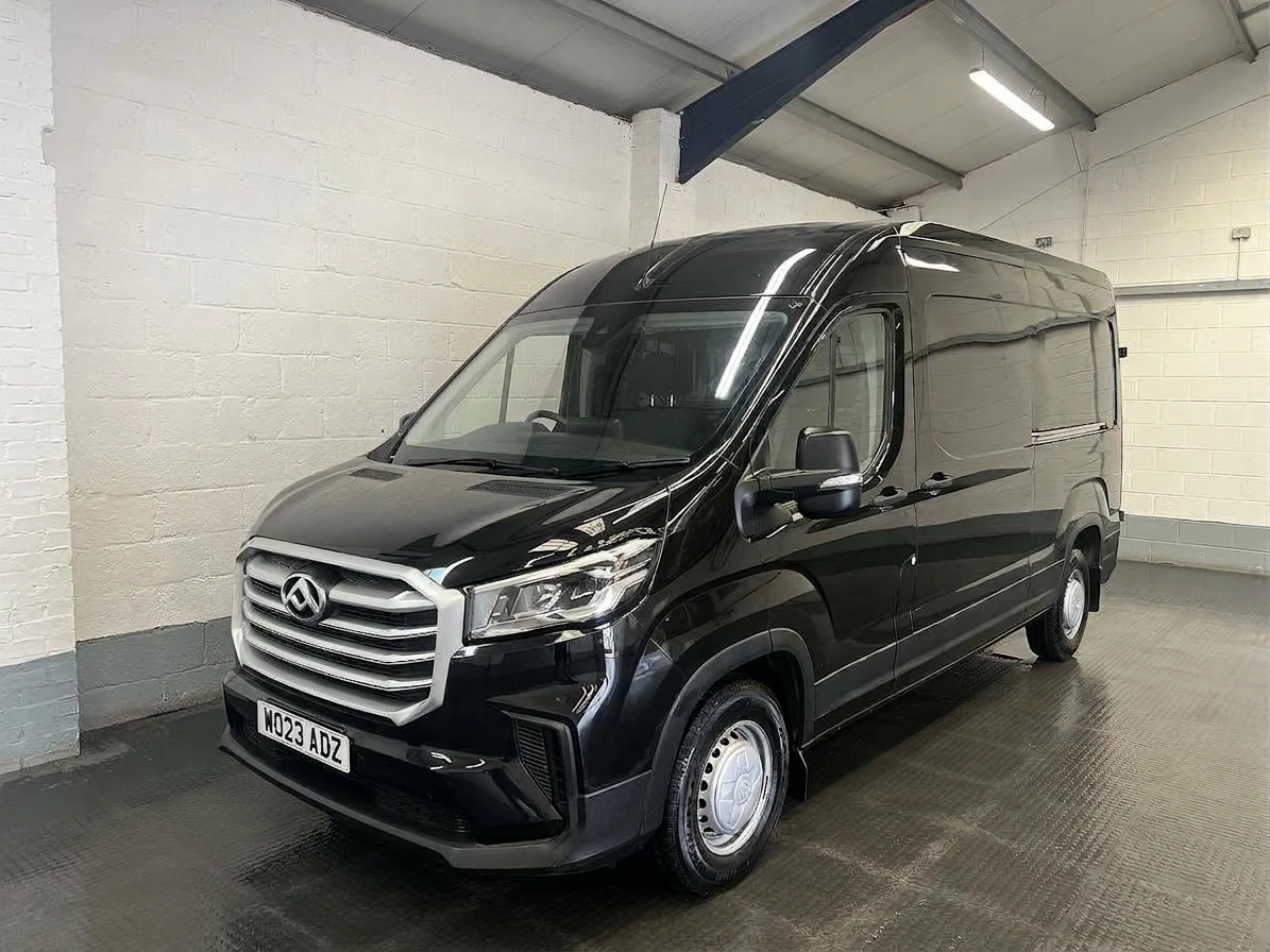 2023 Maxus Deliver 9 High Roof Panel Van — front three-quarter view